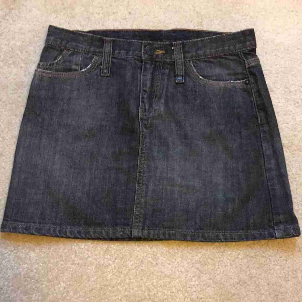 women's black jeanskirt